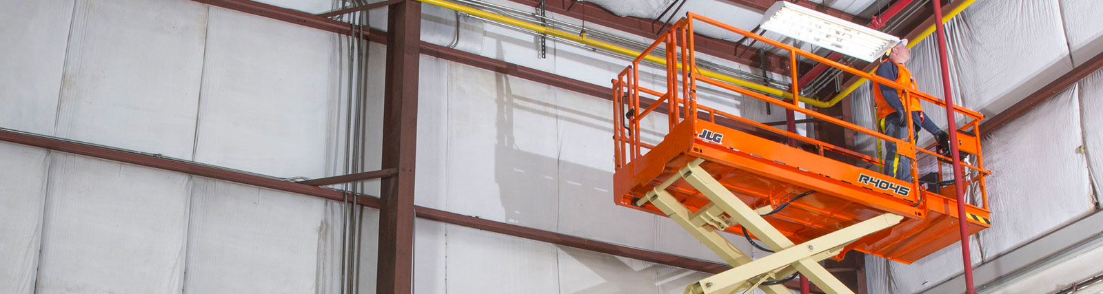 JLG scissor lift